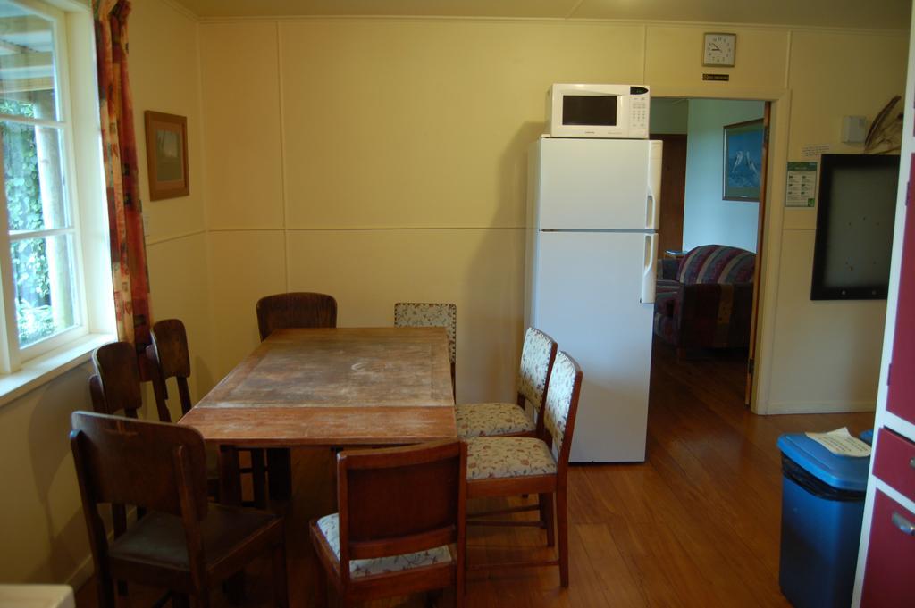 Wheatly Downs Farmstay And Backpackers Hawera Esterno foto